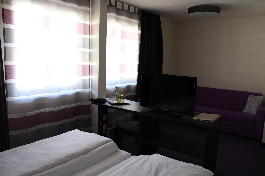 Amiga Hotel Muenchen Messe Extérieur photo